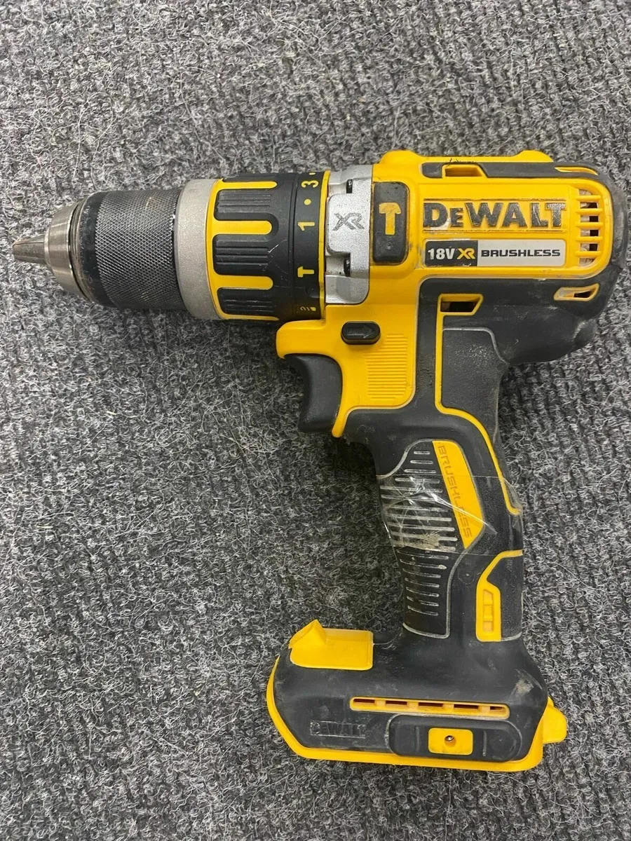 Dewalt Drill DCD795 - Image 2