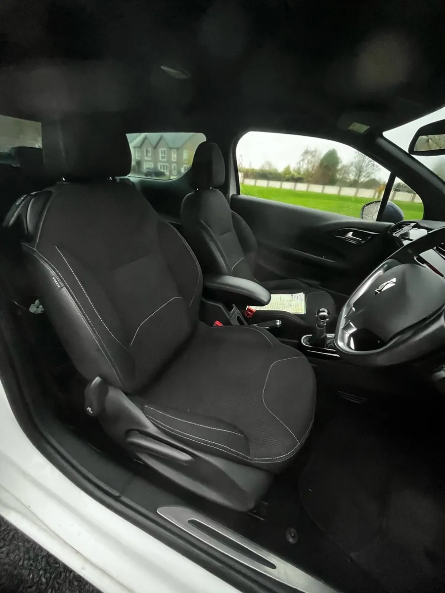 2015 Citroën DS3 - Image 4