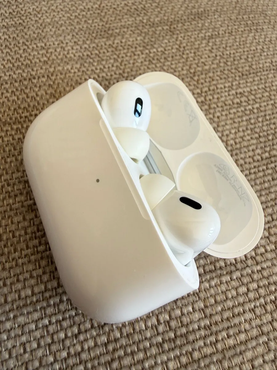 AirPods Pro 2 USB-C – Excellent Condition - Image 1