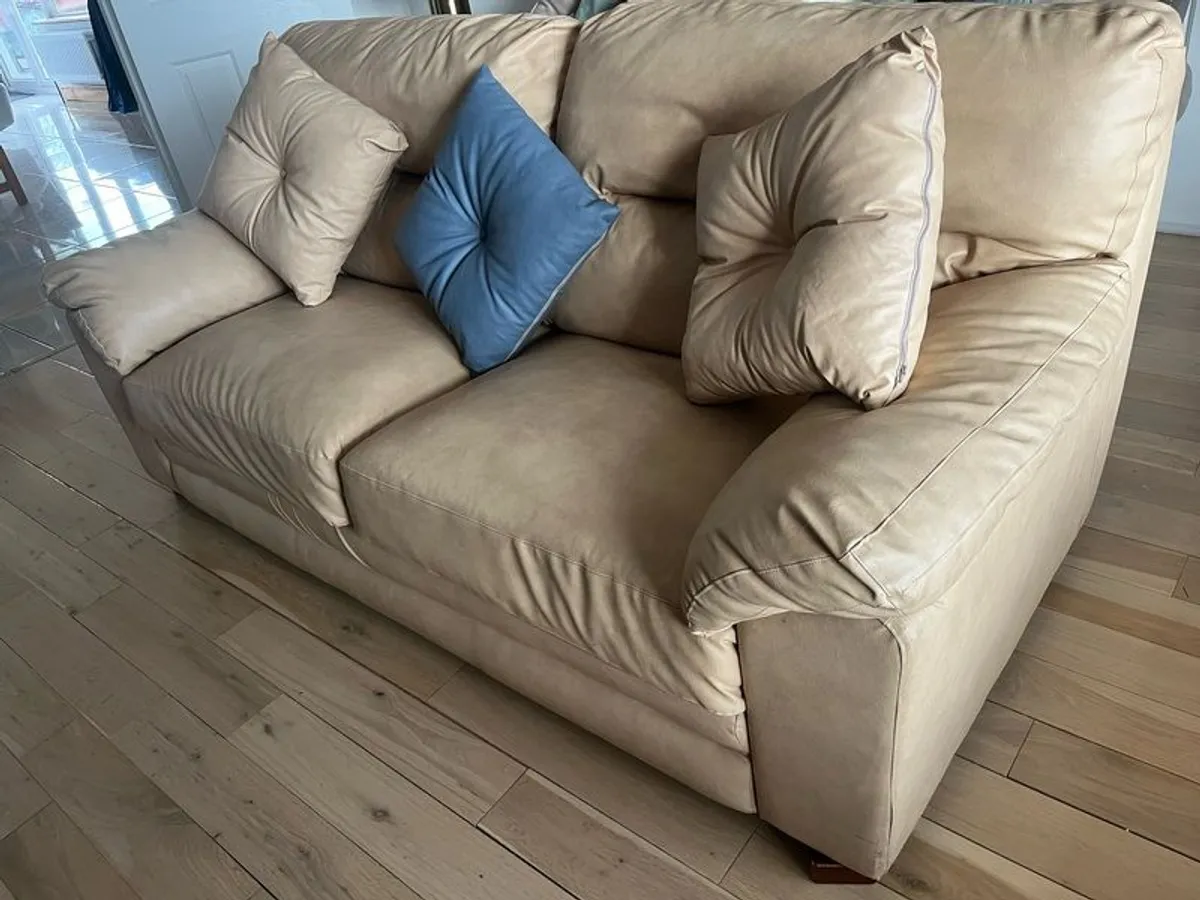 Leather 3 Seater sofa - Image 3