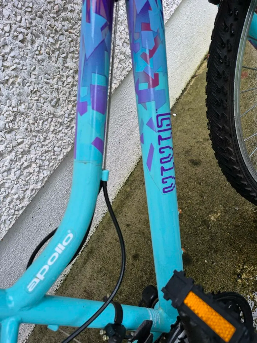 Girls bike - Image 2