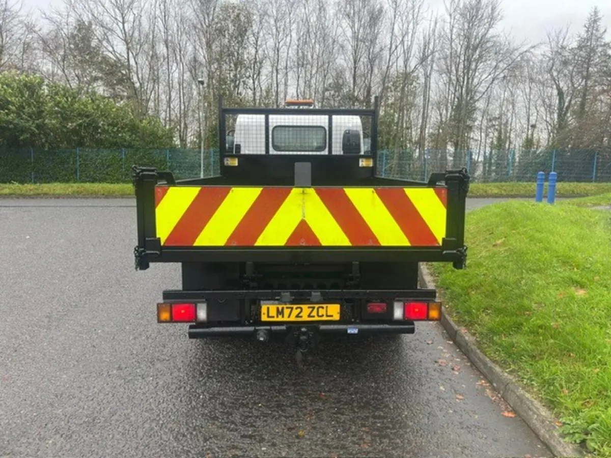 2022 ISUZU TIPPER - Image 2