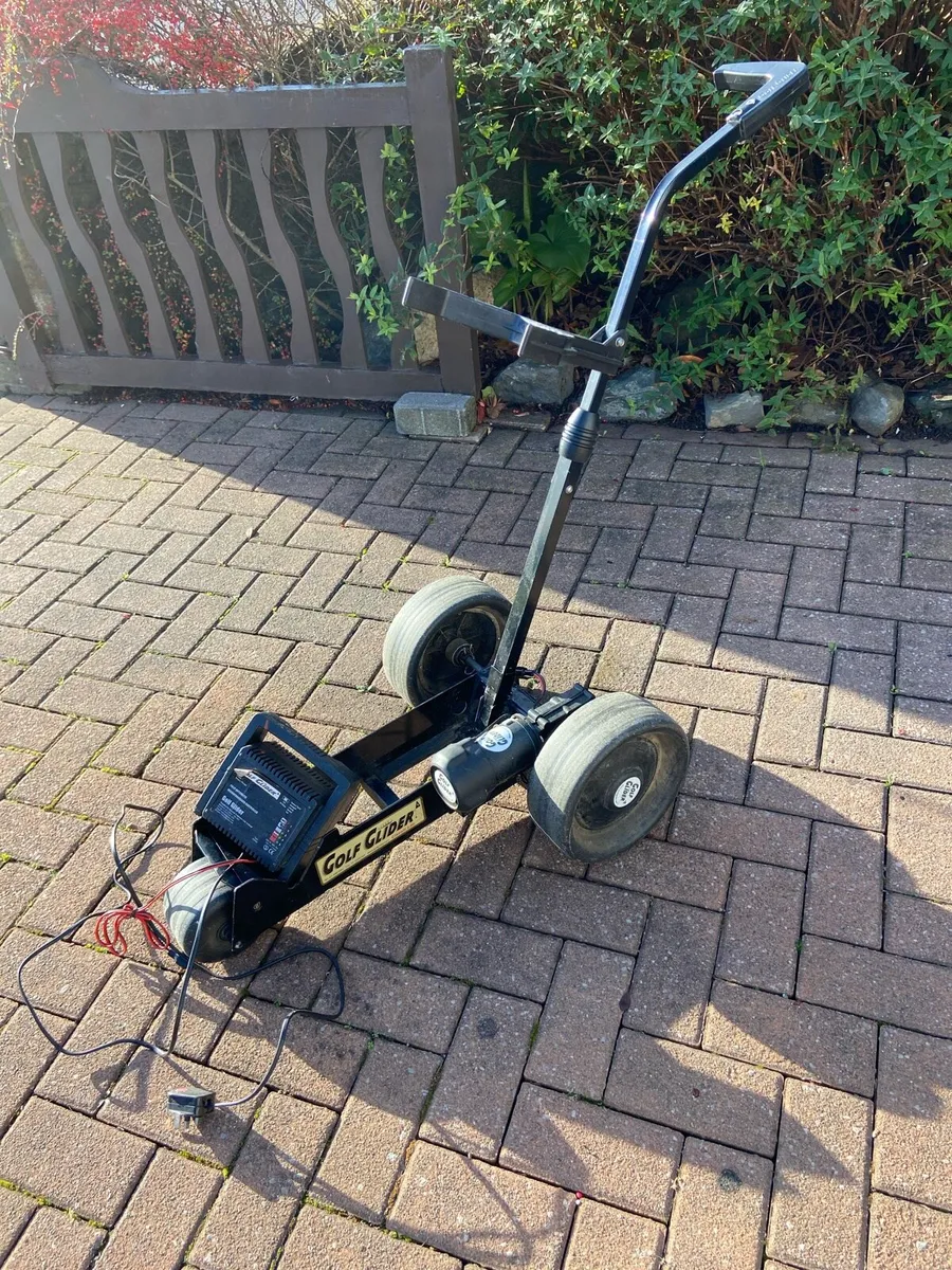 Golf. Glider.  Electric. Trolley.  With. Charger
