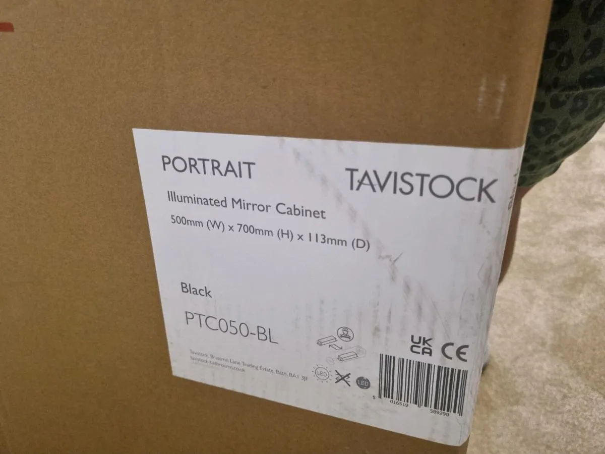 Portrait 500 Illuminated Bathroom Cabinet - Matt B - Image 1