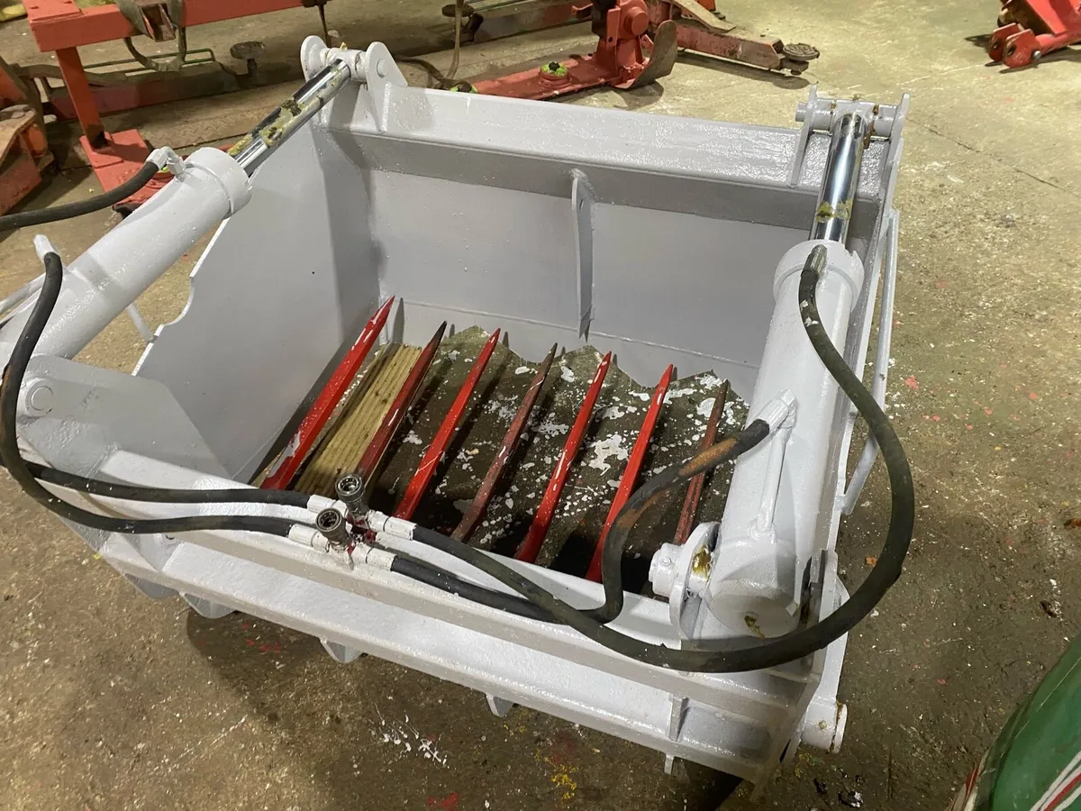 Silage grab - Image 1