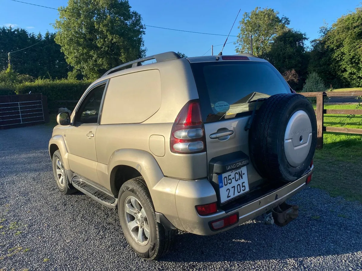 Toyota Landcruiser 2005 SWB Doe&Tax 1 Year - Image 4