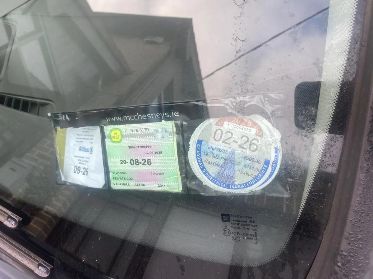 Vauxhall Astra 2011 - Image 2