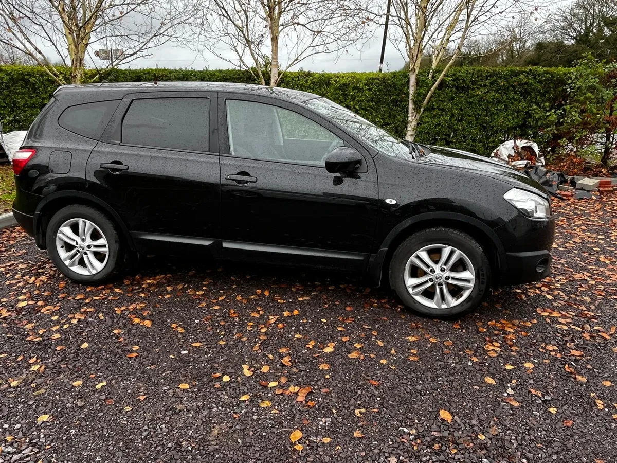 Nissan Qashqai +2 1.5 dXE Full Pan Roof - Image 3
