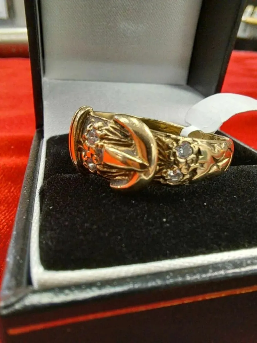 9k Buckle Ring 9Ct - Image 1