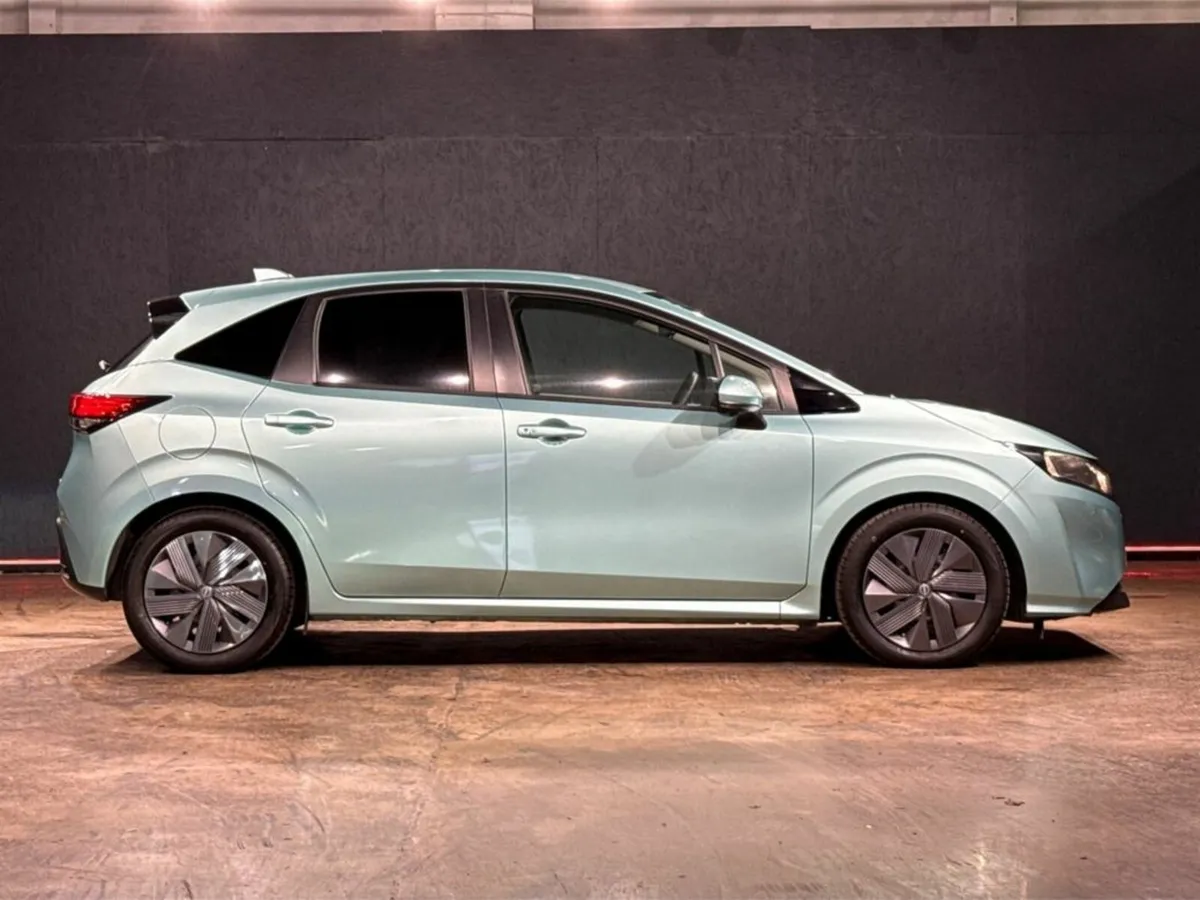 Nissan Note 1.2 AUTOMATIC - NEW MODEL - 360 REVERS - Image 3