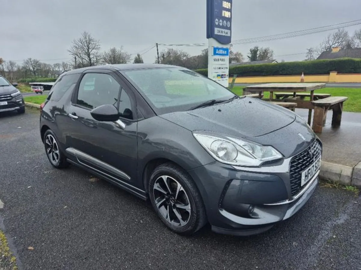 DS Automobiles DS 3 PURETECH ELEGANCE S/S - Image 1