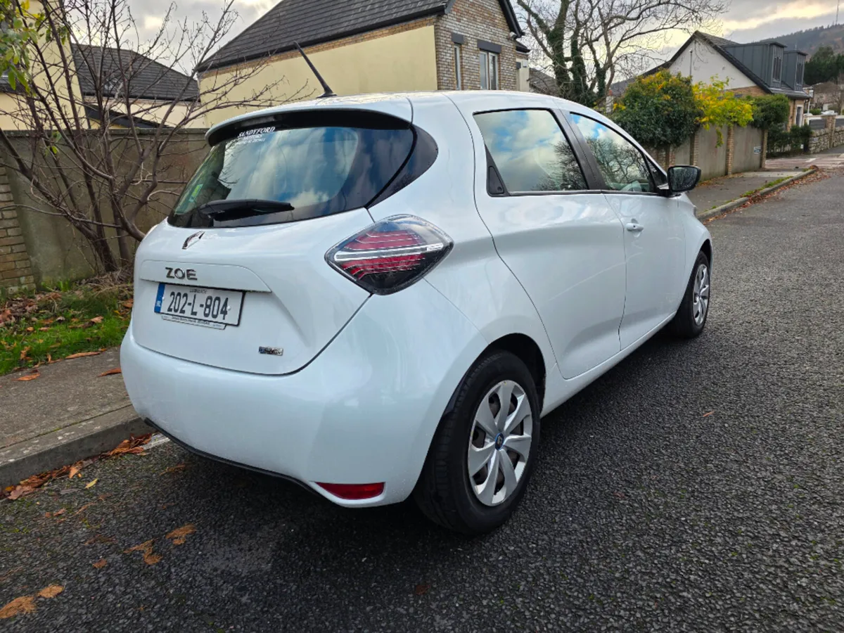 Renault Zoe Play R110 Z. e. 50 MY19 FUL 4DR - Image 3