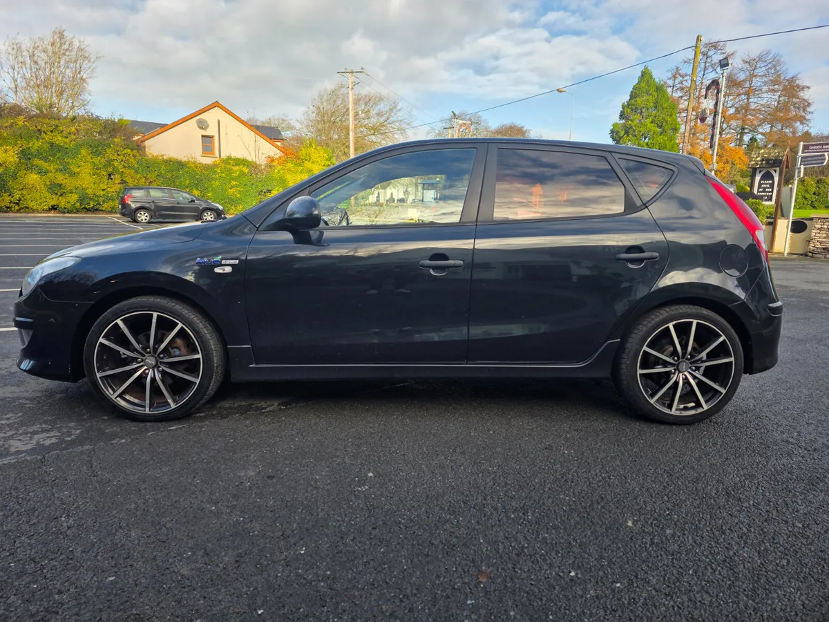 Hyundai i30  (.new NCT today !!) - Image 4