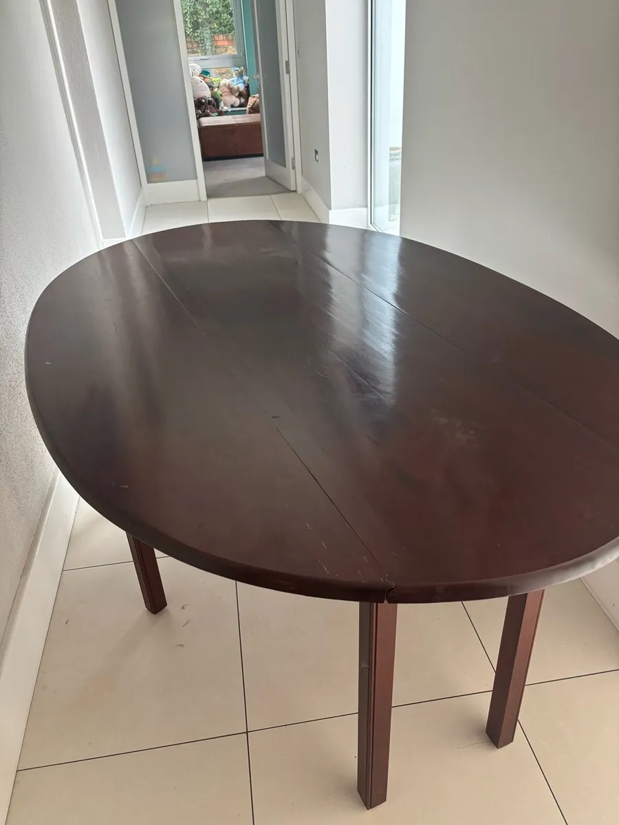 Mahogany Hunting table - Image 1