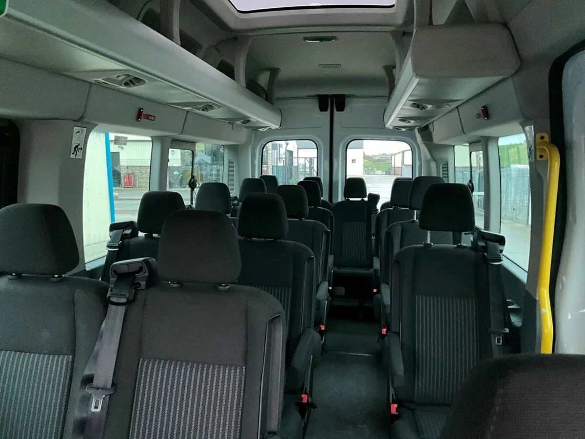FORD TRANSIT 460  16 SEATER MINIBUS TREND 125PS - Image 4