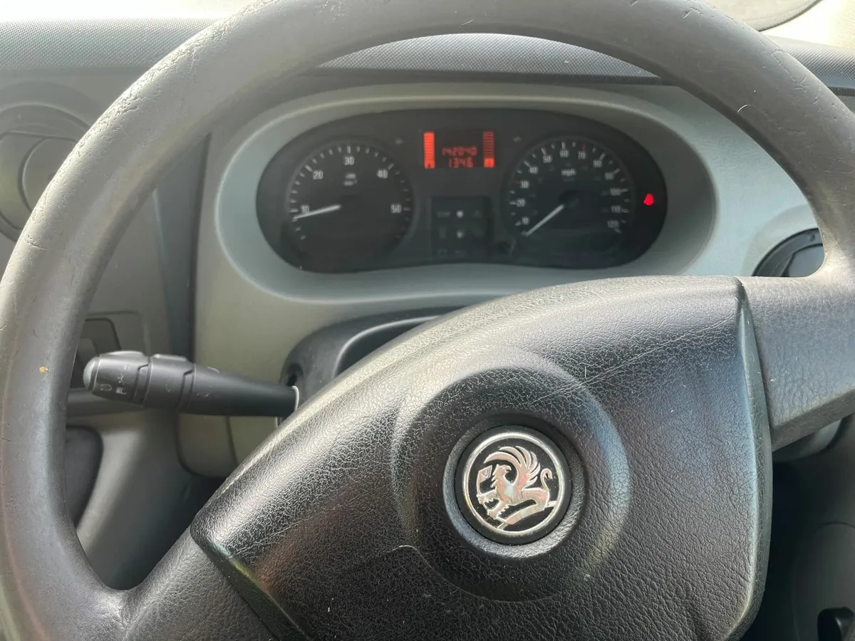 2005 Vauxhall Movano  Horsebox/Equine Transporter - Image 4