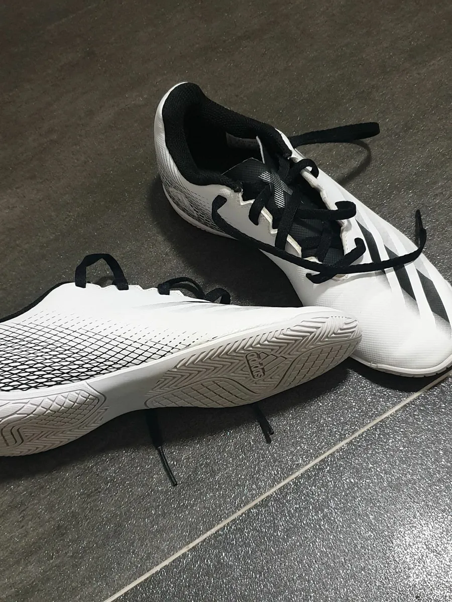 Soccer/ football boots addidas size UK 4 - Image 1