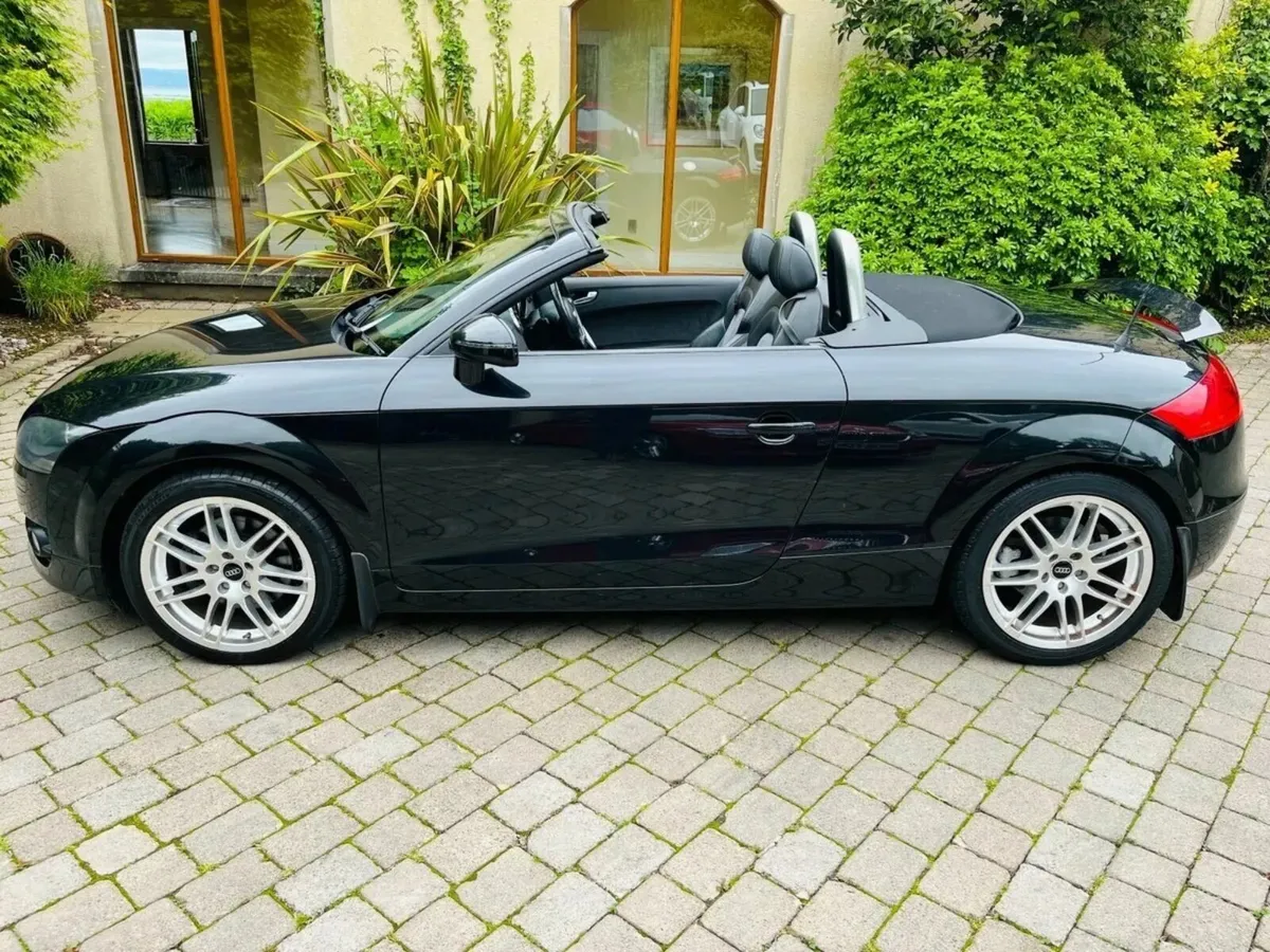 2009 Audi TT 2.0T Manual Convertible – Excellent - Image 2