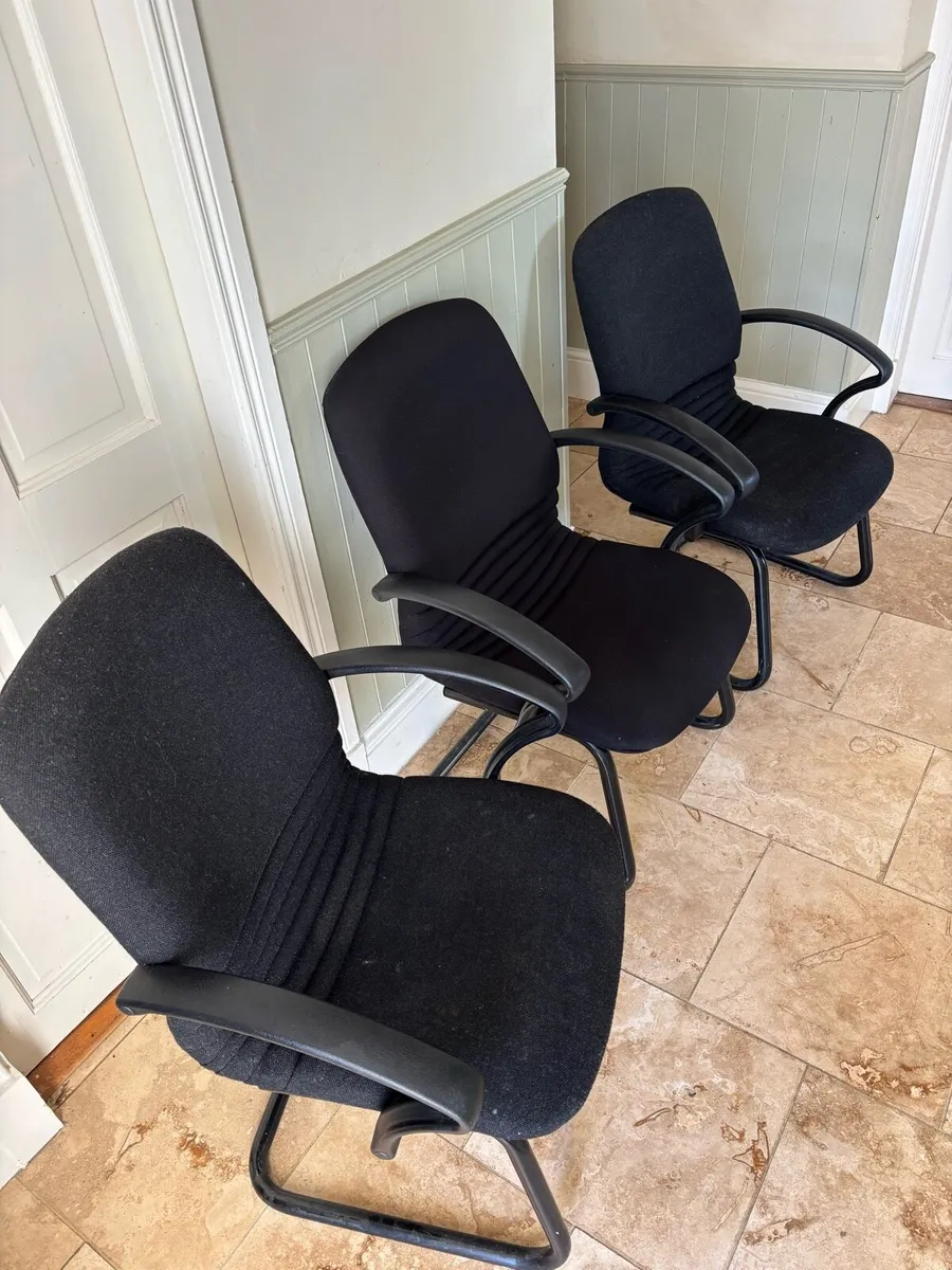 Reception / waiting room chairs - Image 1