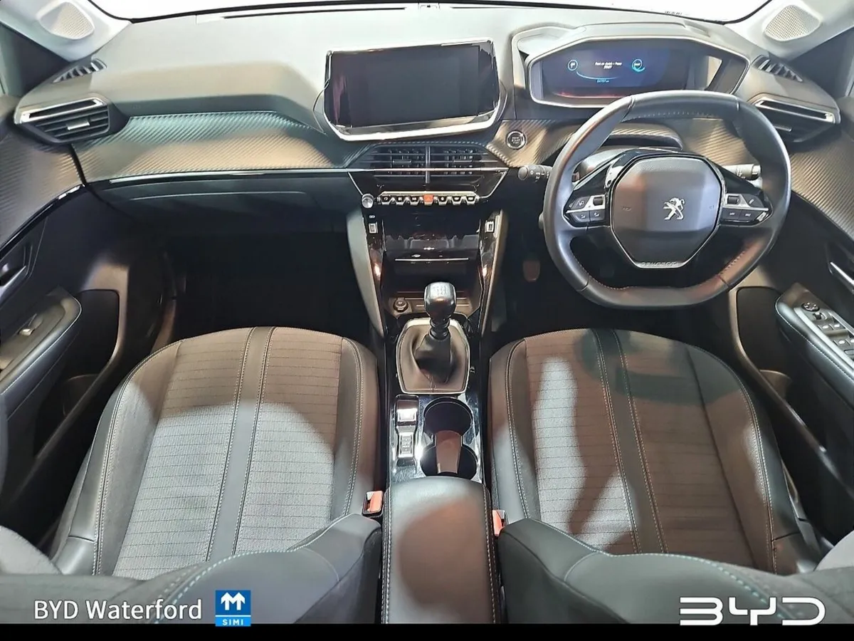 Peugeot 208 Allure *Low Mileage* *High Spec* - Rev - Image 3