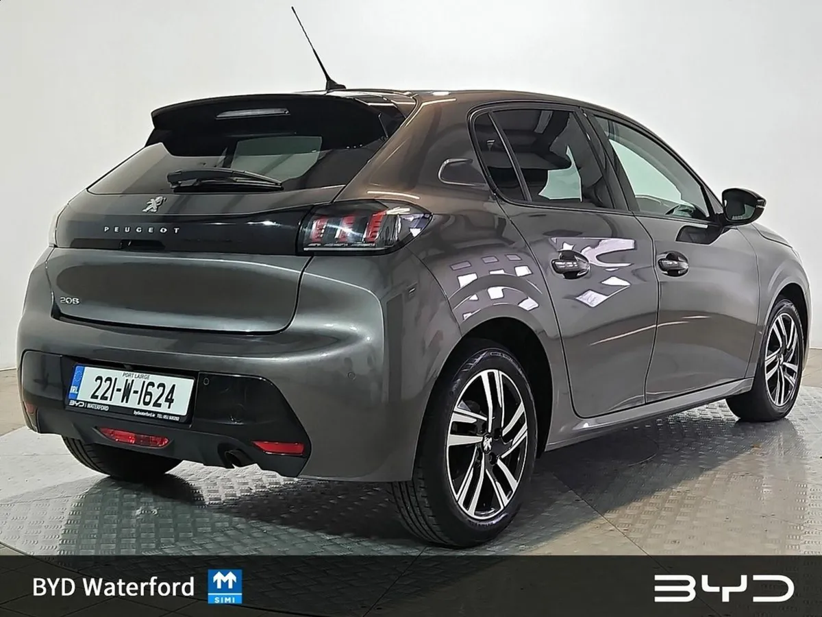 Peugeot 208 Allure *Low Mileage* *High Spec* - Rev - Image 4