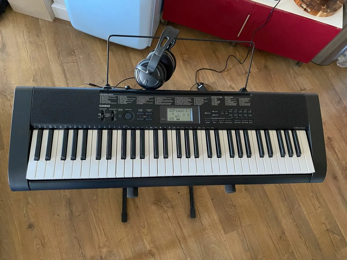 Casio Electric Keyboard CTK 1150, Stand, Headphone - Image 2