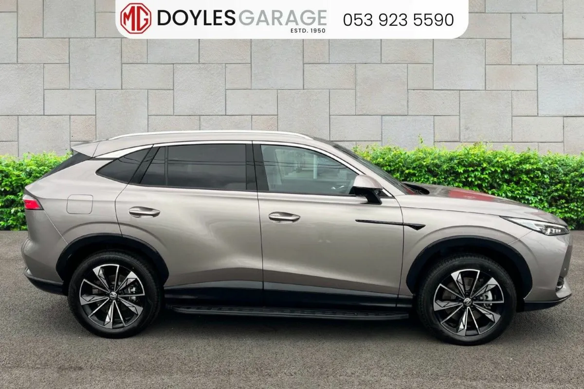 MG HS Plug-in Hybrid EV 2WD Auto Exclusive - Image 2