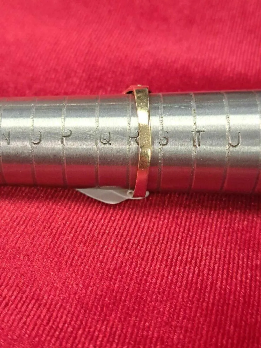 9k Signet Ring 9Ct - Image 2