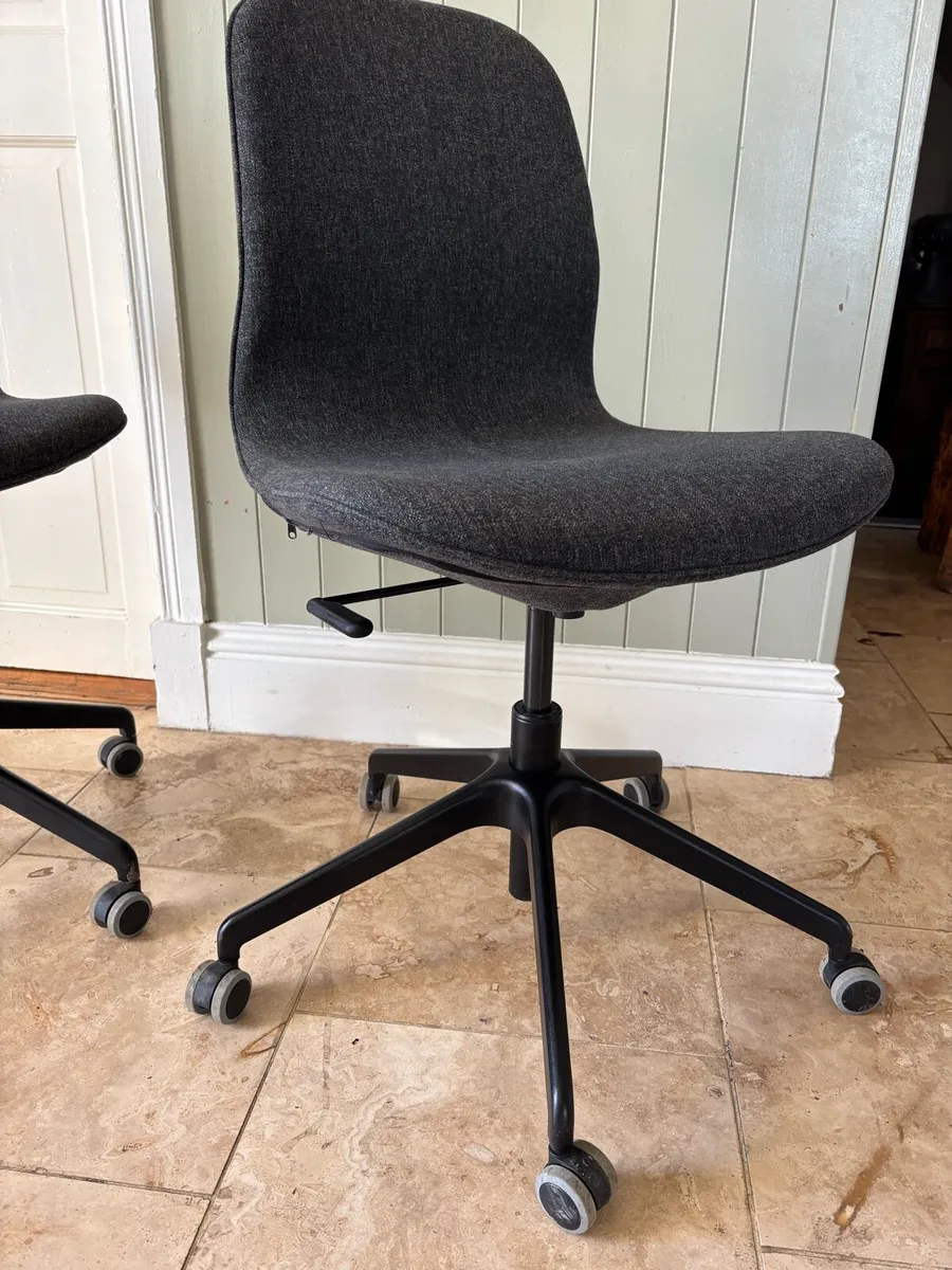 Pair of desk chairs - Image 3