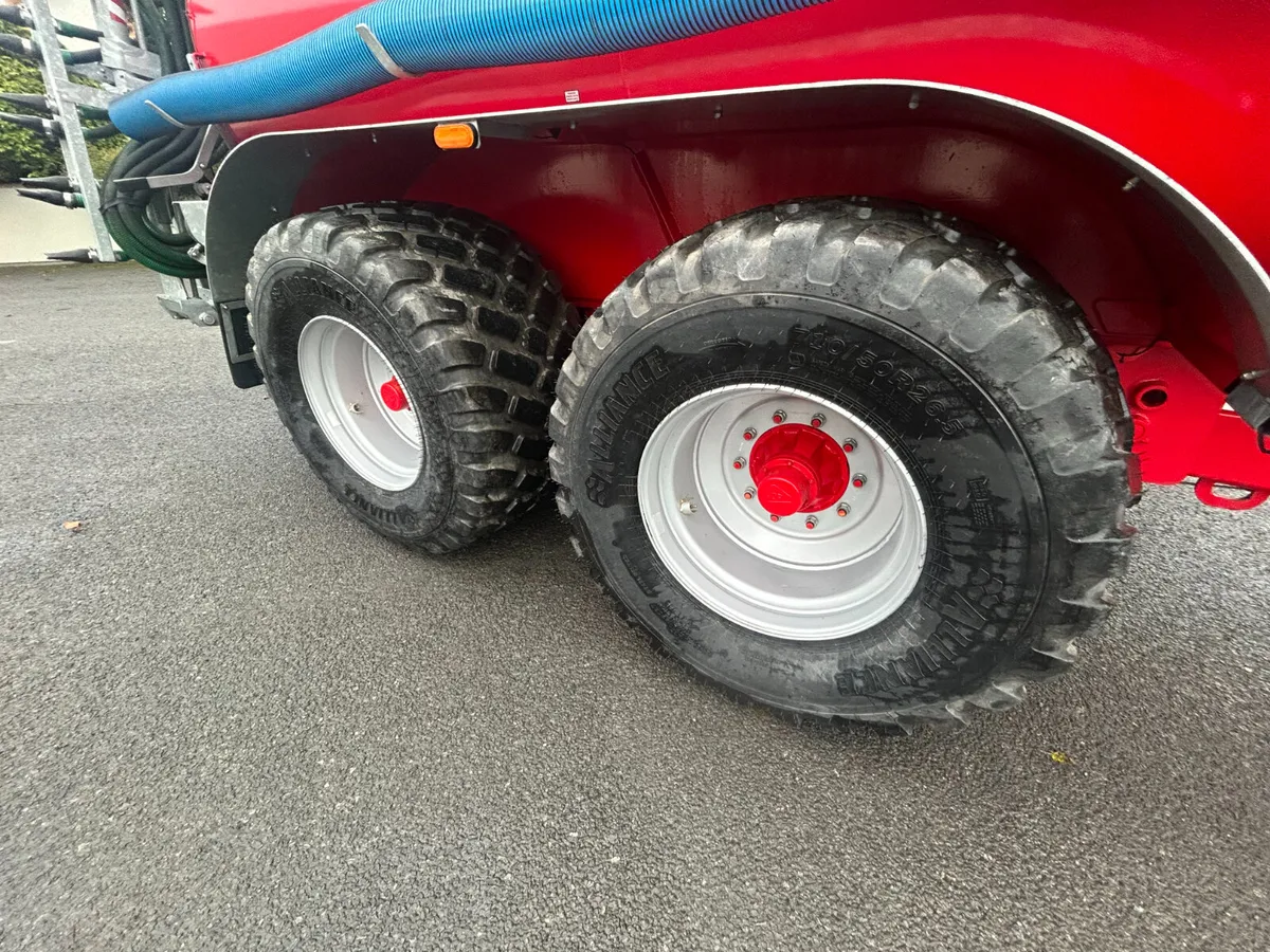 Redrock 3000GL Vaccum Tank - Image 3