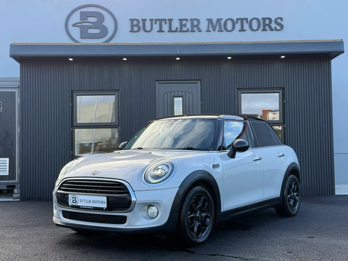 2018 Mini Cooper 1.5P Night Edition 5dr - Image 1