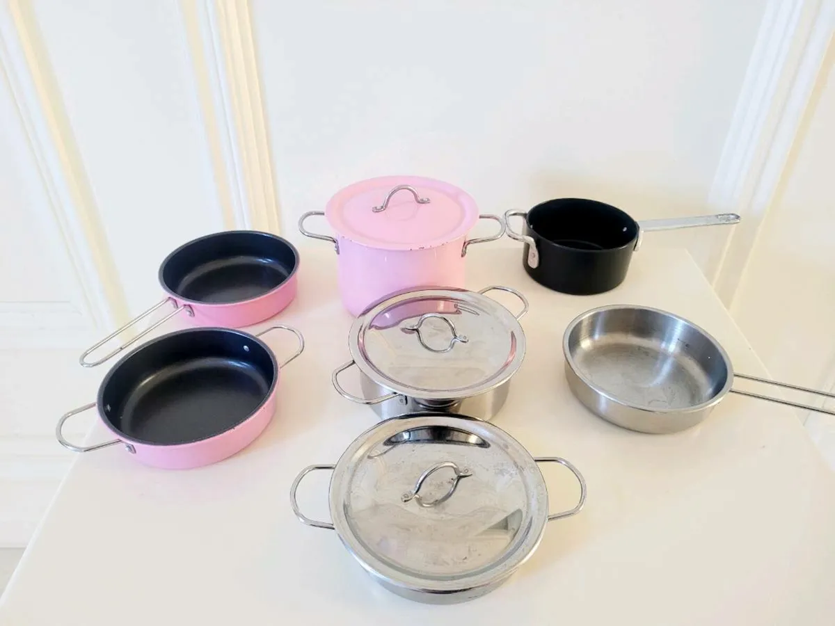 Toy kitchen - Image 4