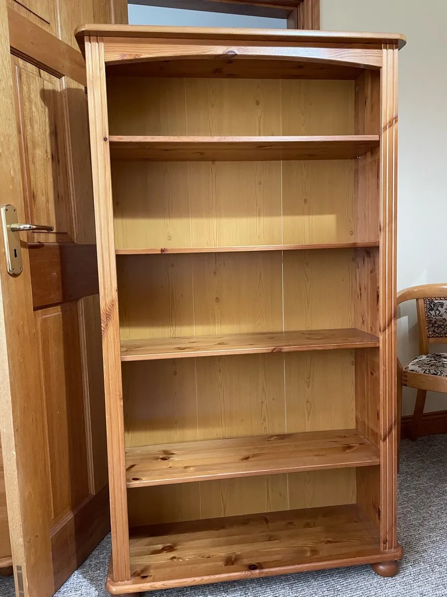 Bookcase’s - Image 1