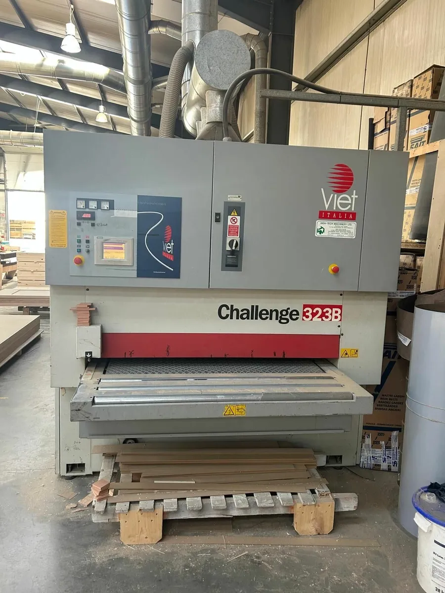 Viet Challenger 323B Sanding Machine - Image 1