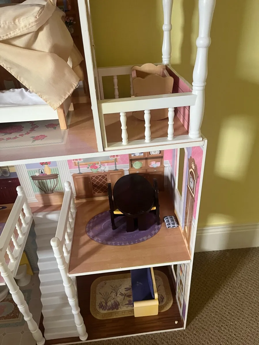 Dolls house - Image 3