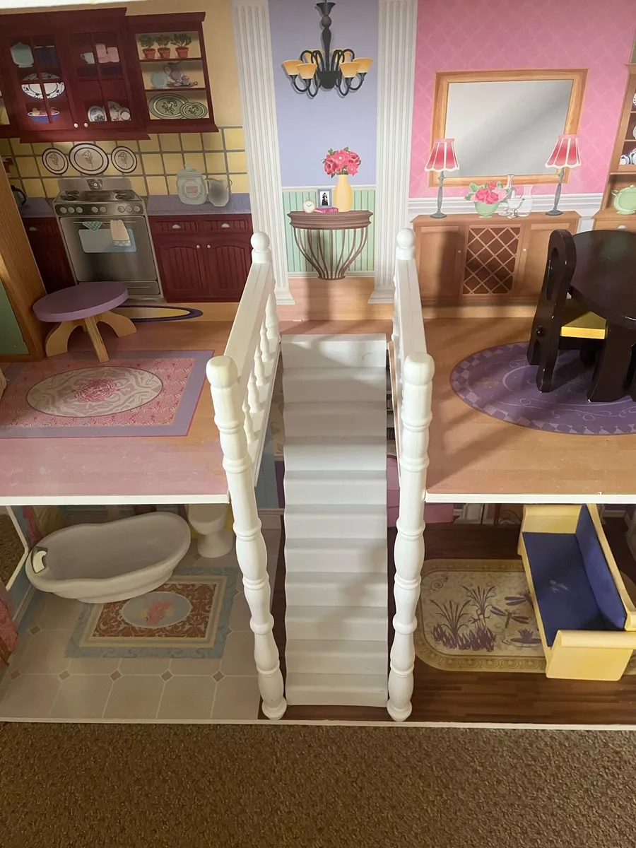 Dolls house - Image 4