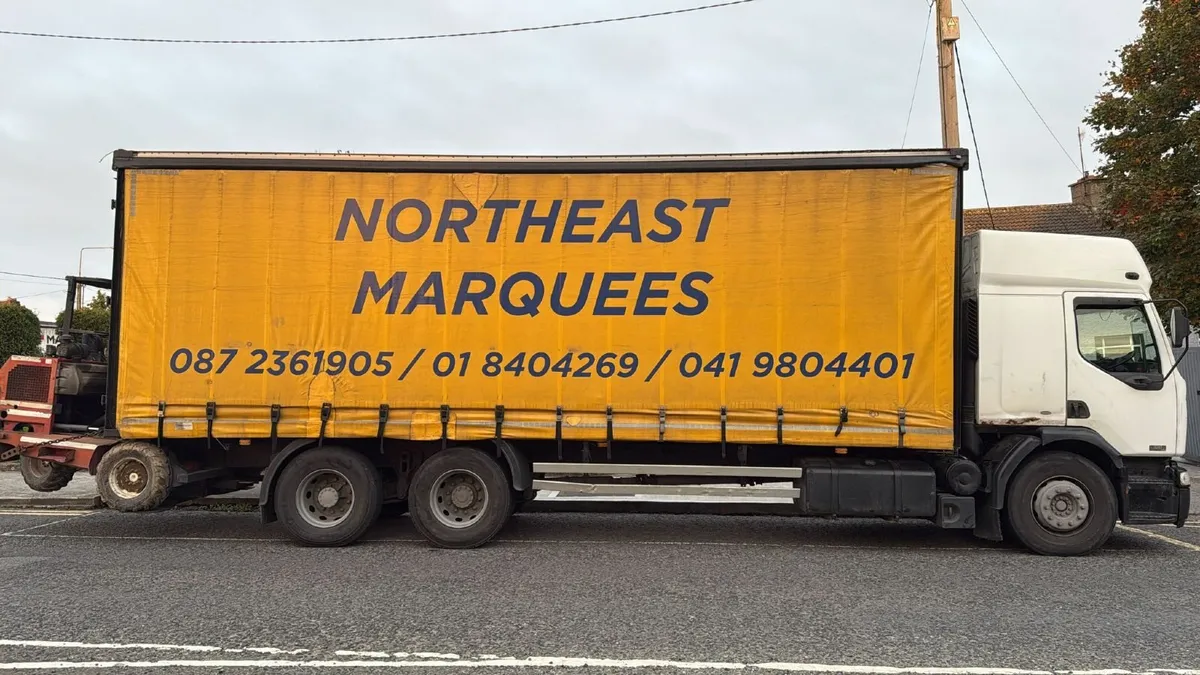 Renault 220 Premium - 26 Tonne Rigid Truck - Image 2