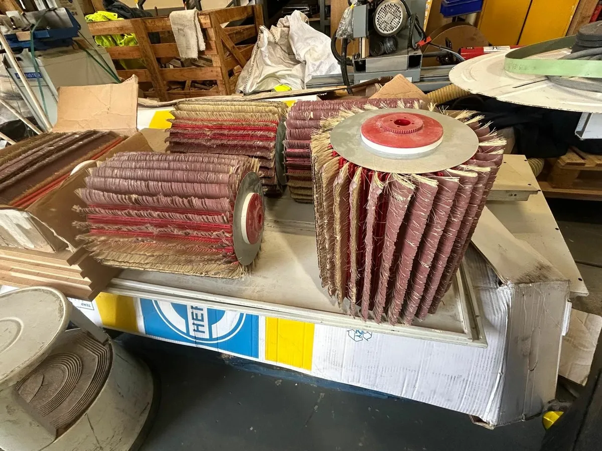 Quickwood PRO-800 De-Nibbing Machine - Image 2