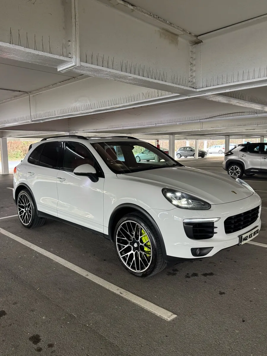 Porsche Cayenne S Platinum Edition - Image 1