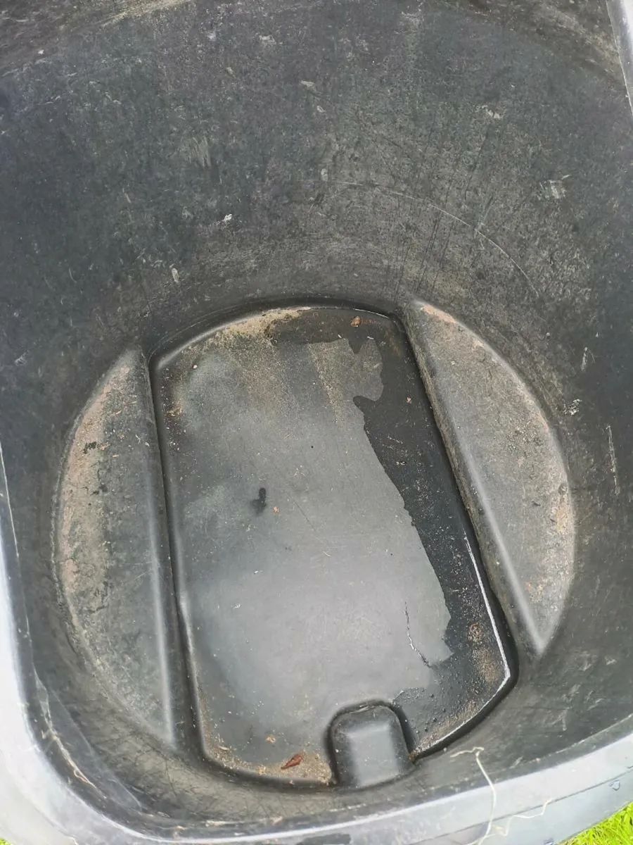 Jfc meal bin - Image 4