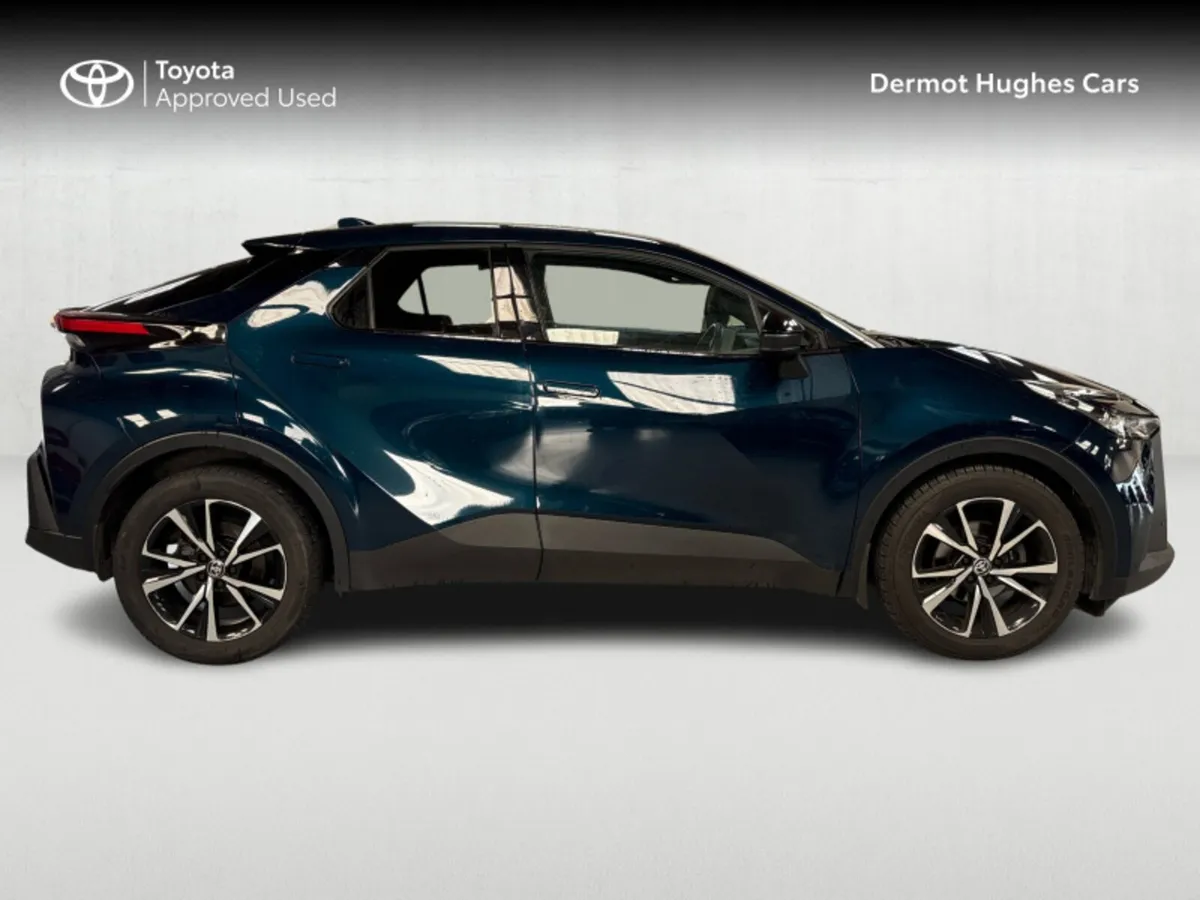 Toyota C-HR HYBRID SPORT AUTO - Image 3