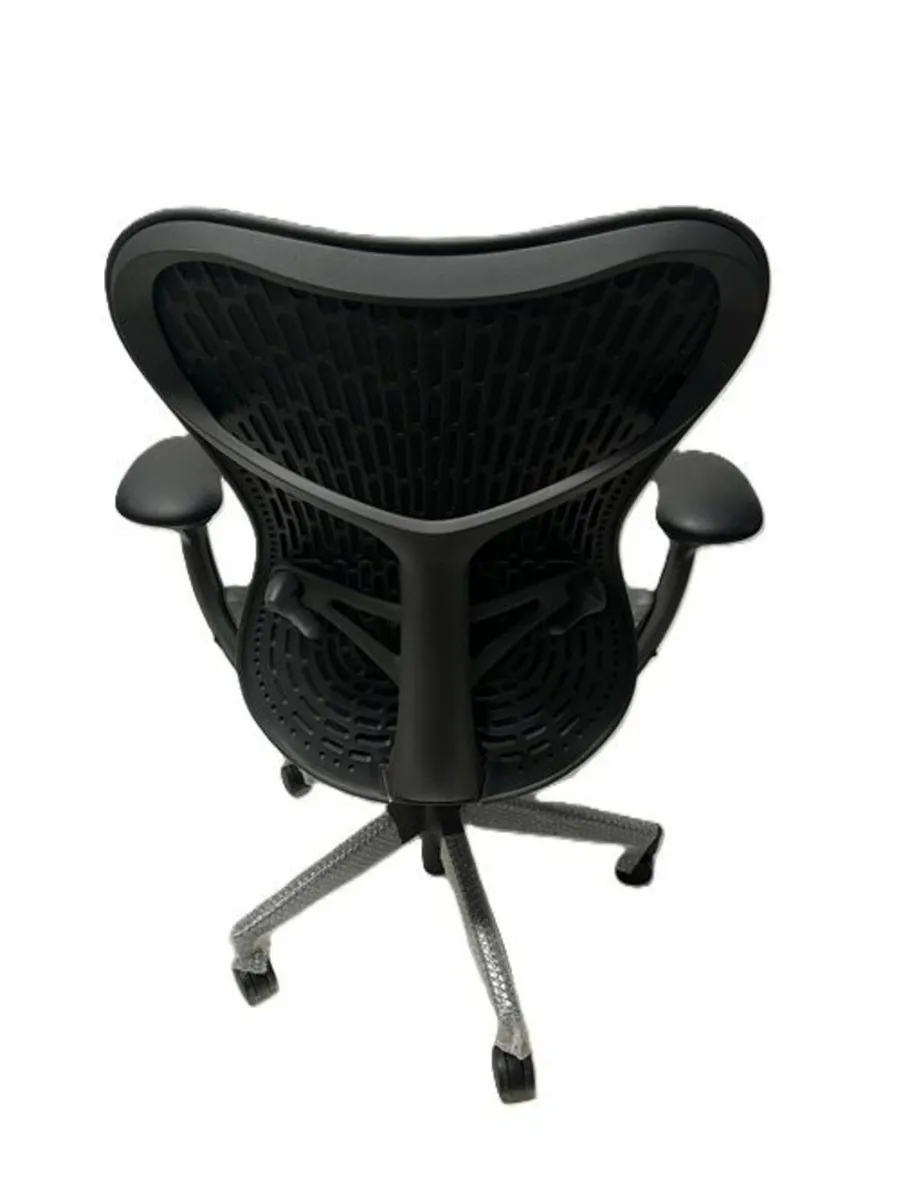 Herman Miller Mirra 2 Ergonomic Chair (2025) - Image 4