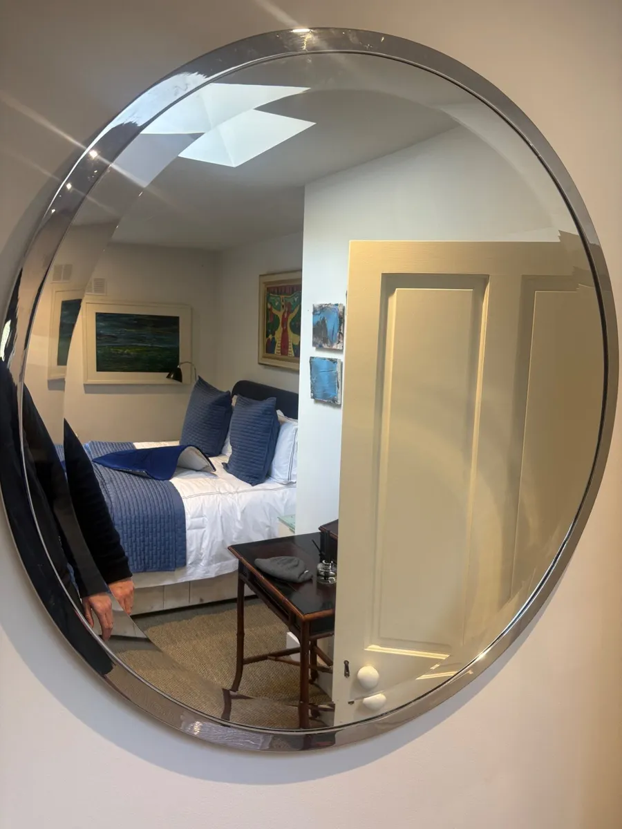 Mirror - Image 4