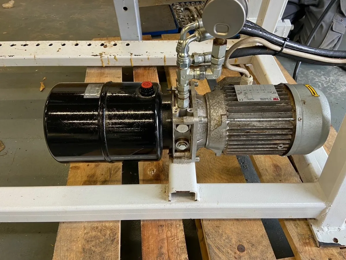 Stromab STH/OR-A Hydraulic Window & Door Cramp - Image 4