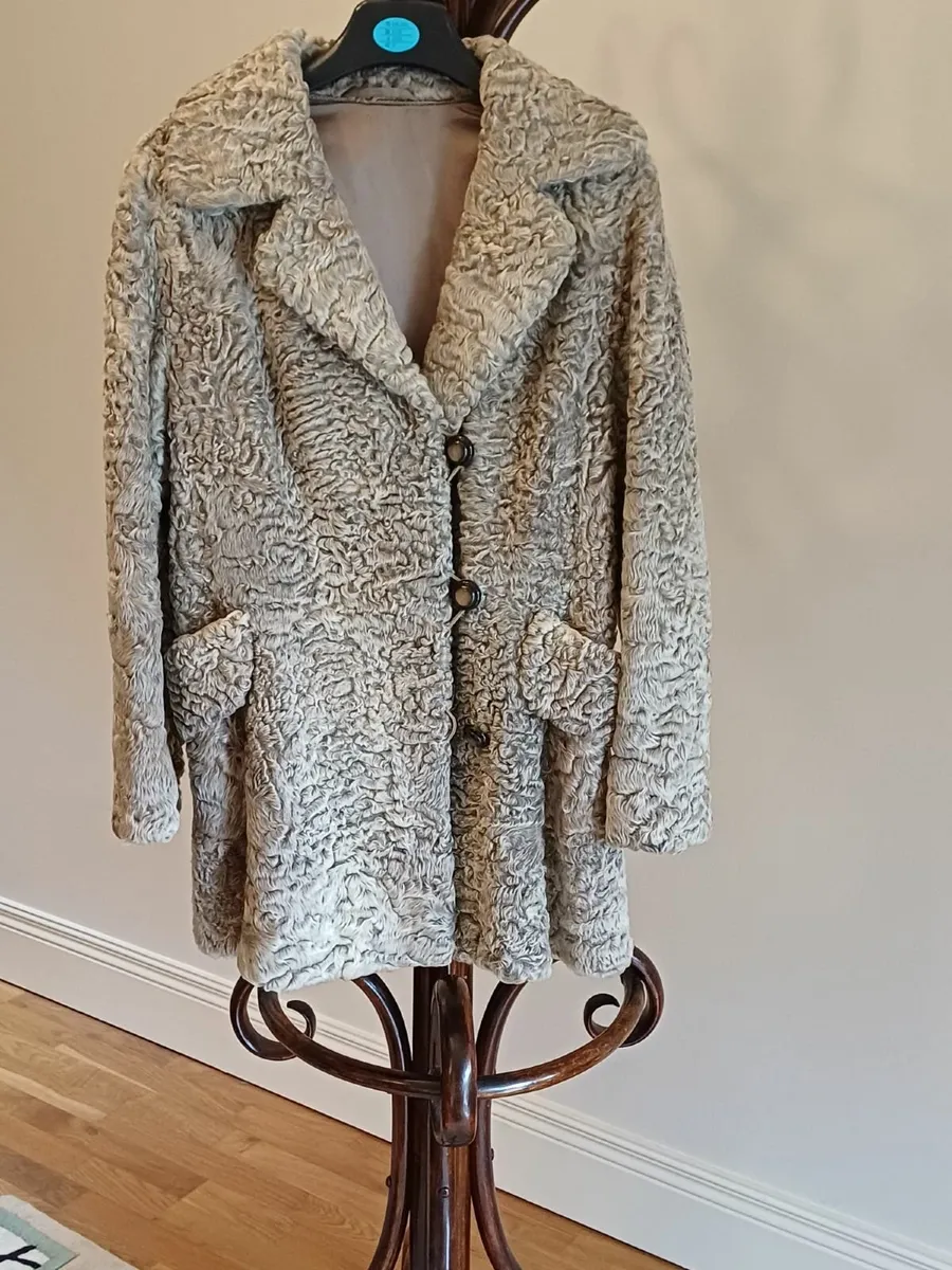 Vintage Furs for sale - Image 4