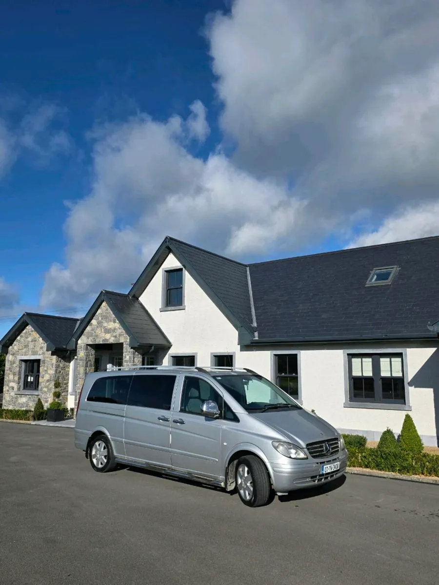 Mercedes Viano minibus - Image 1