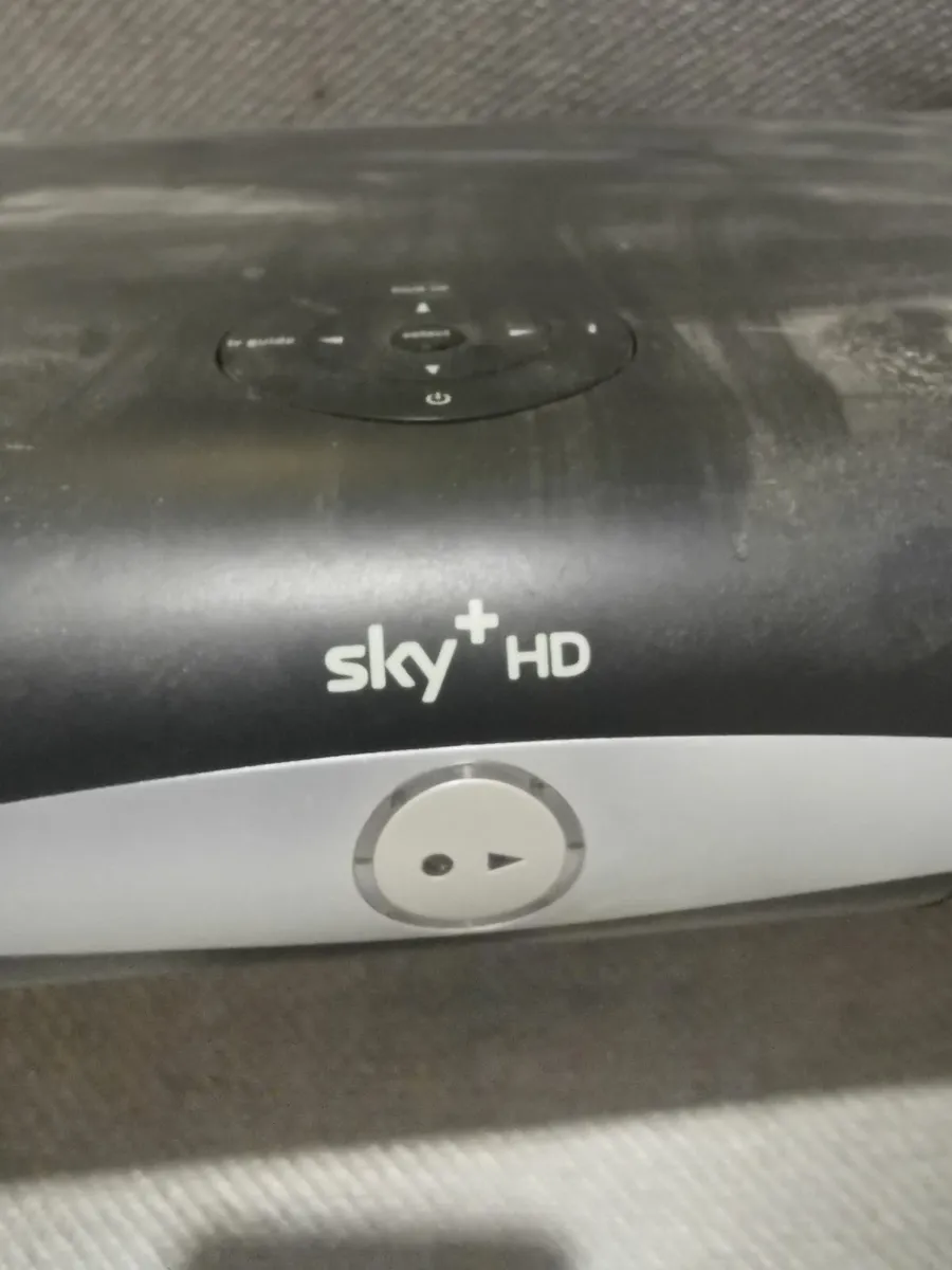 Sky HD box - Image 1