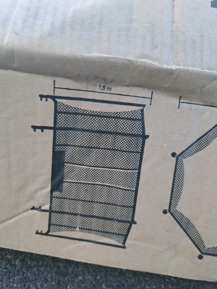 Safety net trampoline - Image 1