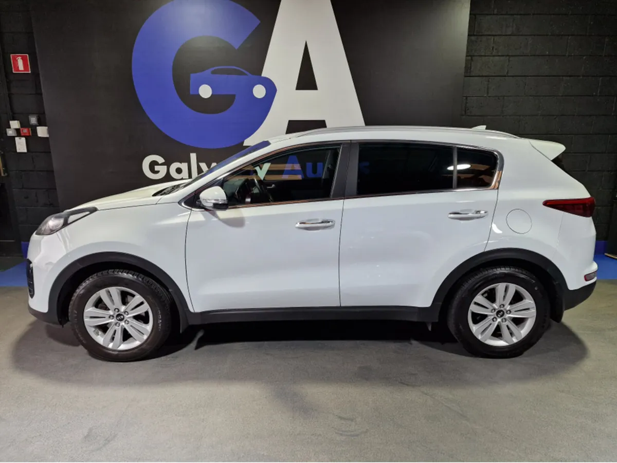 Kia Sportage CRDI-LOW MILEAGE WITH NEW NCT - Image 4