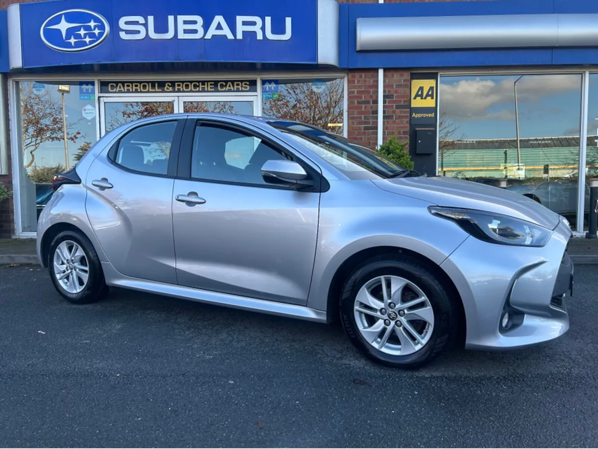 Toyota Yaris 1.0 LUNA 5-Door - Top Trade-ins & Gre - Image 3